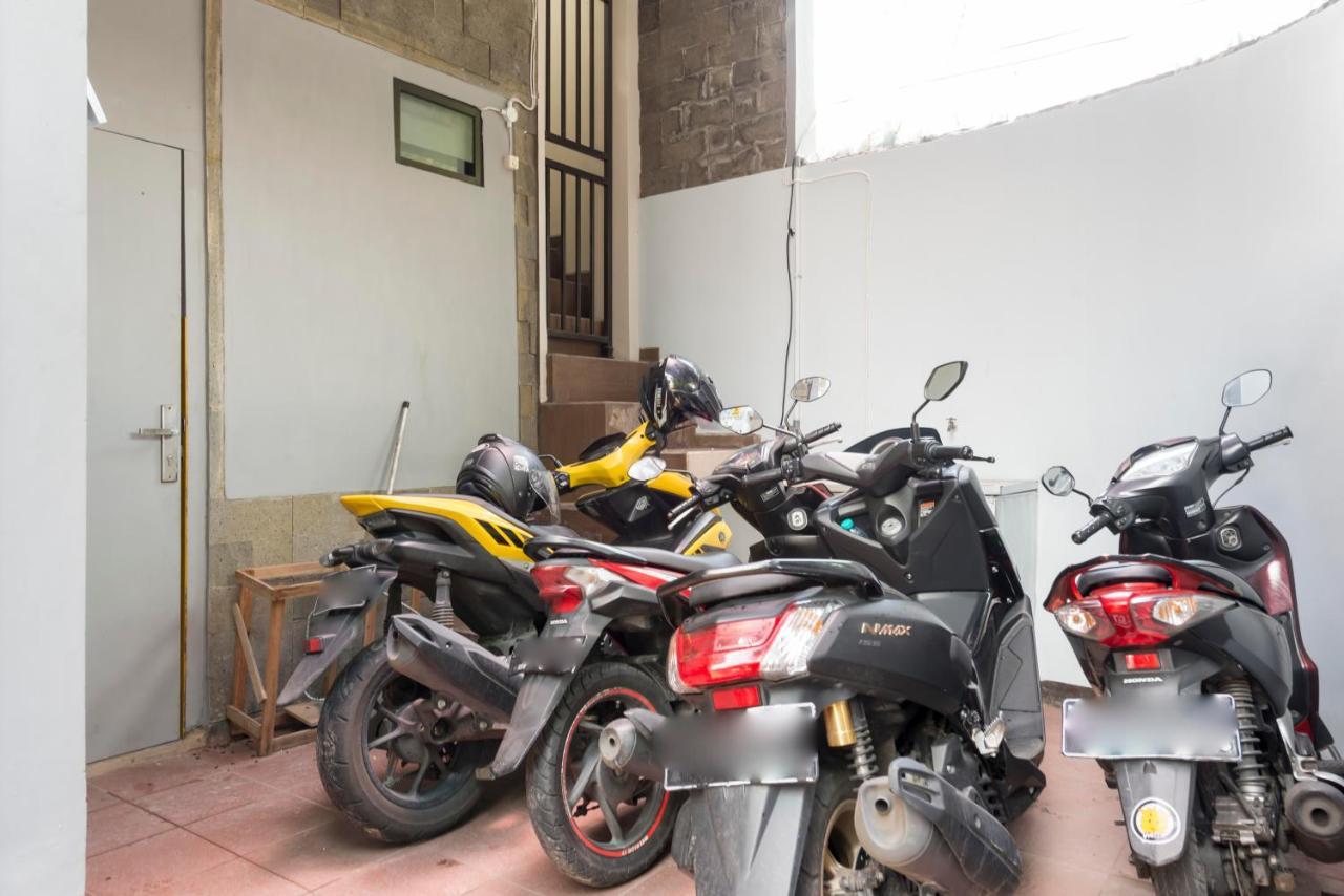 Reddoorz Near Grand City Mall 2 Surabaia Exterior foto