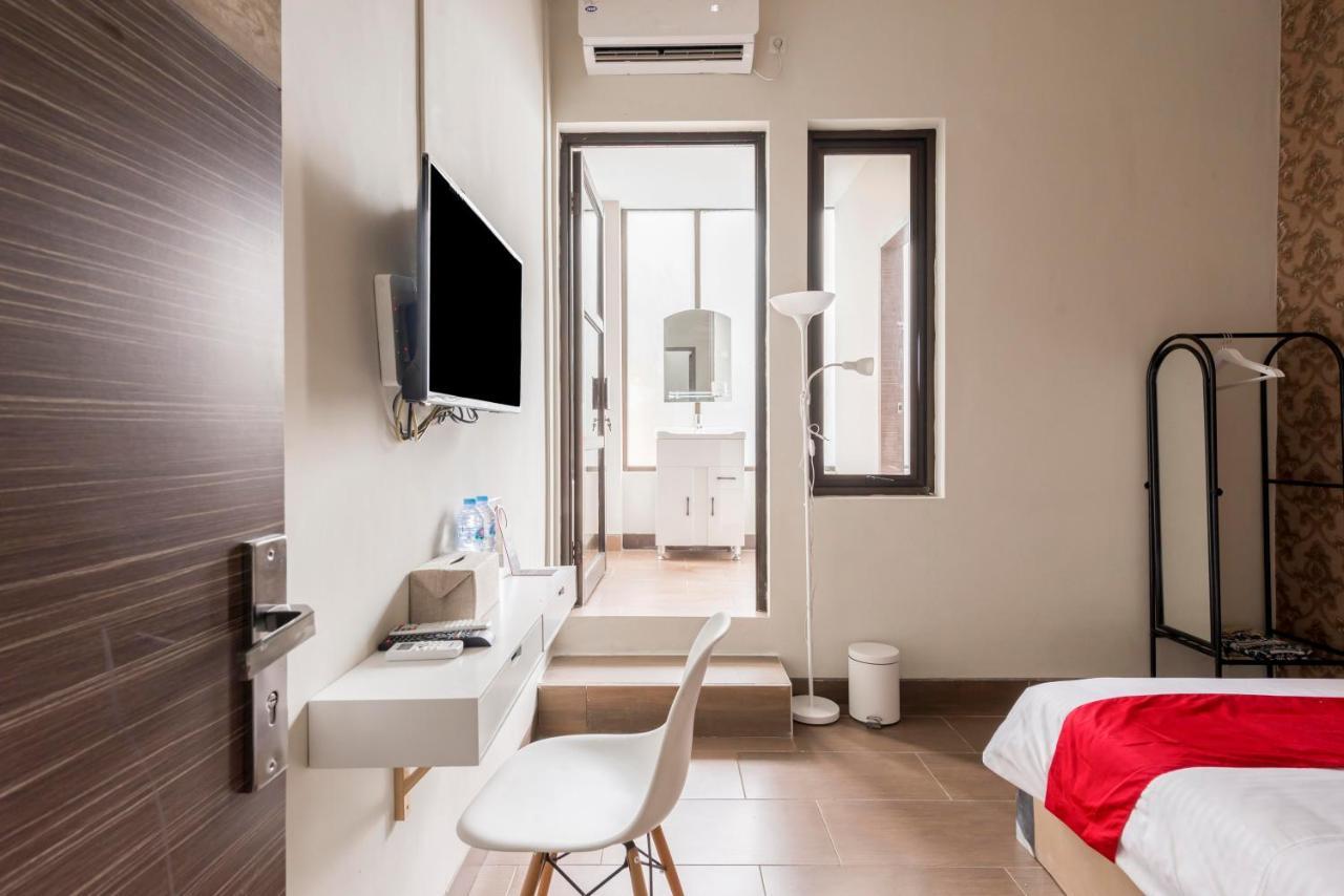 Reddoorz Near Grand City Mall 2 Surabaia Exterior foto