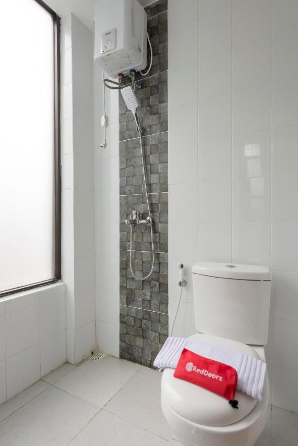 Reddoorz Near Grand City Mall 2 Surabaia Exterior foto